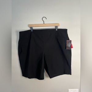 Attyre black dress shorts NWT (stretchy)